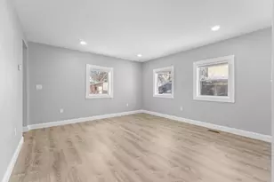 29 Hunt St, Brockton, MA 02302 - Photo 7