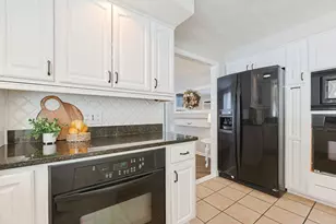 430 Mendon Rd, North Attleboro, MA 02760 - Photo 11