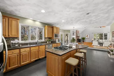 18 Ravens Bluff, Andover, MA 01810 - Photo 3