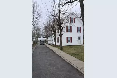 60 Silver Lake St, Athol, MA 01331 - Photo 3