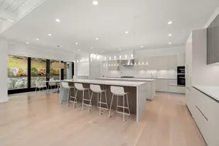 61 Lakeview Ave, Newton, MA 02460 - Photo 5