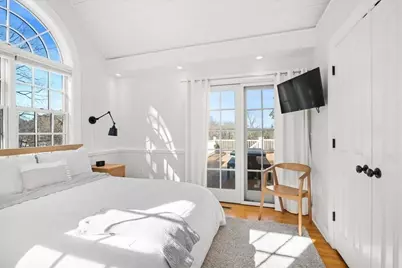 19 Wood St, Hopkinton, MA 01748 - Photo 13