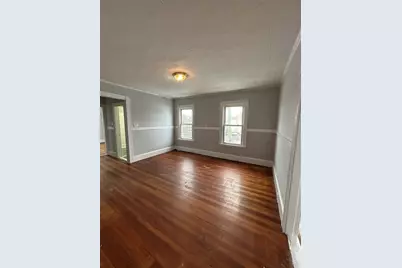 588 Brock Ave #3S, New Bedford, MA 02744 - Photo 3
