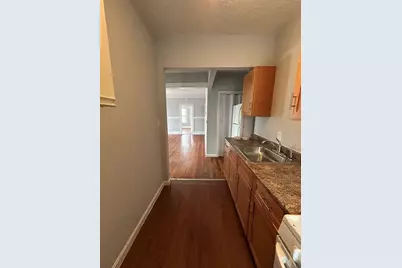 588 Brock Ave #3S, New Bedford, MA 02744 - Photo 5