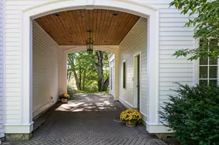 32 Sears Rd, Southborough, MA 01772 - Photo 3