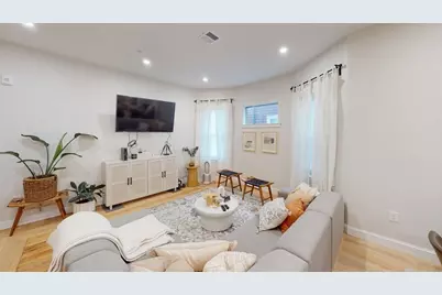 12 York St, Boston, MA 02121 - Photo 3