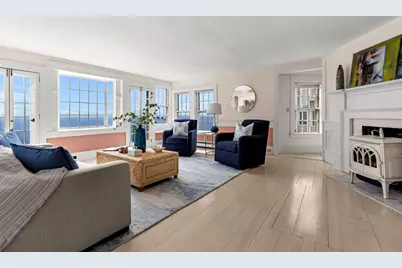 561 Commercial St, Provincetown, MA 02657 - Photo 15