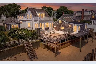 561 Commercial St, Provincetown, MA 02657 - Photo 3