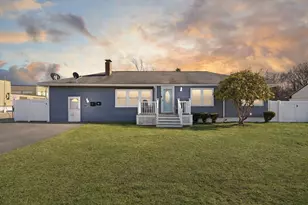 134 Oak St, Brockton, MA 02301 - Photo 3