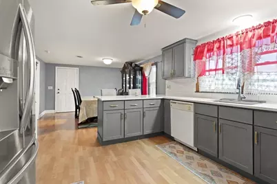 134 Oak St, Brockton, MA 02301 - Photo 15