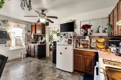 16 Salem St, Lynn, MA 01905 - Photo 19