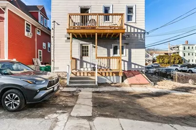 16 Salem St, Lynn, MA 01905 - Photo 5