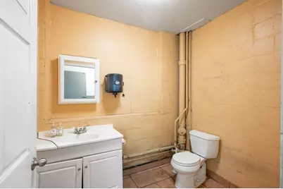 20 Woodland St, Methuen, MA 01844 - Photo 7