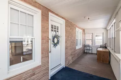 17 Stuyvesant St, Springfield, MA 01104 - Photo 3