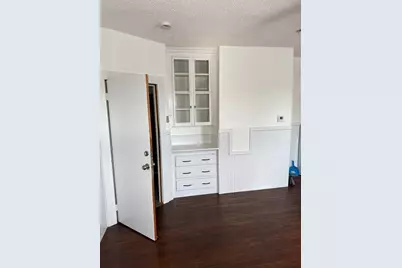 377 Earle Street, New Bedford, MA 02746 - Photo 17