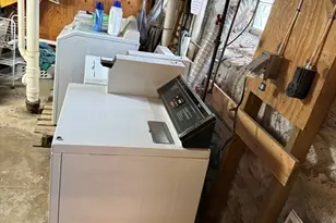 377 Earle St, New Bedford, MA 02746 - Photo 33