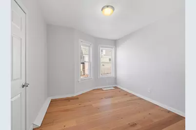 37 Howard St, Lynn, MA 01902 - Photo 17