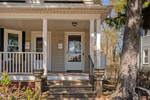 206 N Beacon St, Watertown, MA 02472 - Photo 3