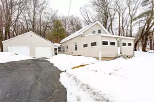132 E Main St, West Brookfield, MA 01585 - Photo 23