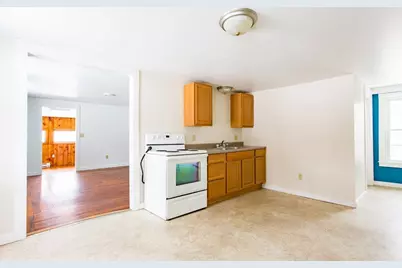 132 E Main St, West Brookfield, MA 01585 - Photo 9