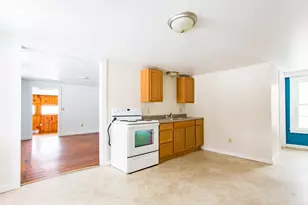 132 E Main St, West Brookfield, MA 01585 - Photo 9