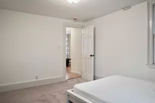 27 Turner St, Salem, MA 01970 - Photo 9