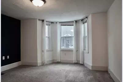 27 Turner St #1, Salem, MA 01970 - Photo 5