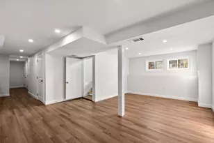 237 Davis Rd, Bedford, MA 01730 - Photo 27