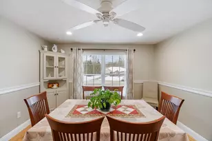 28 Linden Dr, Hampstead, NH 03826 - Photo 9