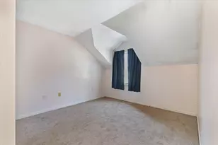 2101 Halcyon Dr, Worcester, MA 01606 - Photo 11