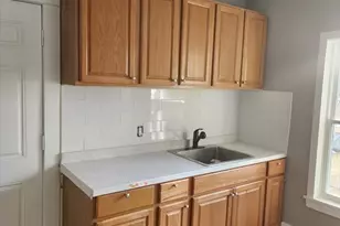 46 Brett St, Brockton, MA 02301 - Photo 3