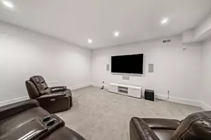 11 Winthrop Cir, Weston, MA 02493 - Photo 33
