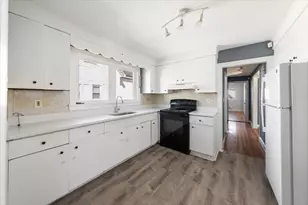 528 Ferry St, Everett, MA 02149 - Photo 5