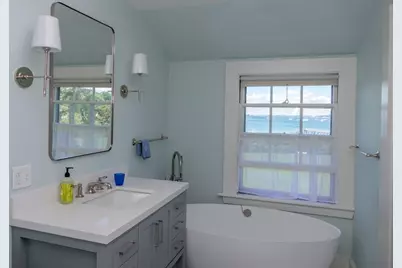 48 Proctor, Manchester by the Sea, MA 01944 - Photo 17