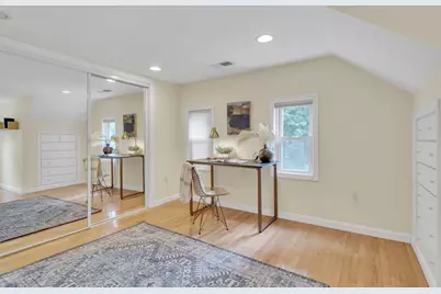 829 Chestnut St, Newton, MA 02468 - Photo 23