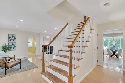 829 Chestnut St, Newton, MA 02468 - Photo 5