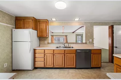 35 Huntington Ave, Amesbury, MA 01913 - Photo 5