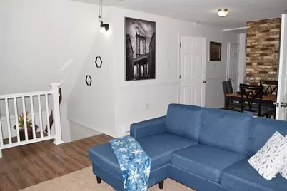 18 Harrison Ave, Holyoke, MA 01040 - Photo 15