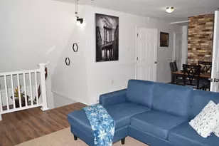 18 Harrison Ave, Holyoke, MA 01040 - Photo 15