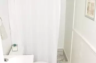 18 Harrison Ave, Holyoke, MA 01040 - Photo 33