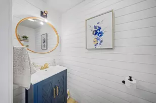 485 Whetstone Hill Rd, Somerset, MA 02726 - Photo 17