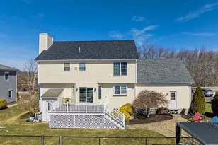 485 Whetstone Hill Rd, Somerset, MA 02726 - Photo 5