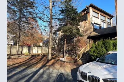 26 Pelham St, Billerica, MA 01862 - Photo 29