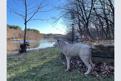 26 Pelham St, Billerica, MA 01862 - Photo 35