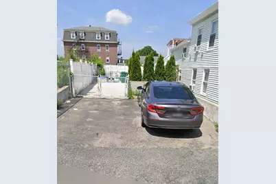 8-10 Cady St, Lowell, MA 01852 - Photo 7