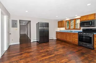 36 Upham St, Salem, MA 01970 - Photo 9