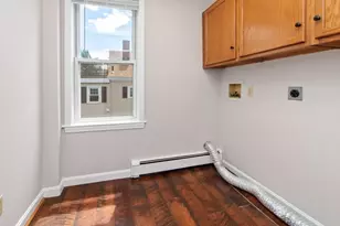 36 Upham St, Salem, MA 01970 - Photo 17