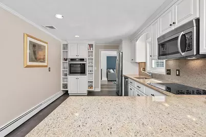 16 Bayberry Ln, Framingham, MA 01701 - Photo 5