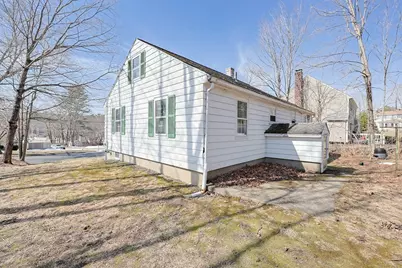 211 Dutcher St, Hopedale, MA 01747 - Photo 31