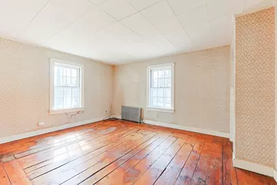 211 Dutcher St, Hopedale, MA 01747 - Photo 17